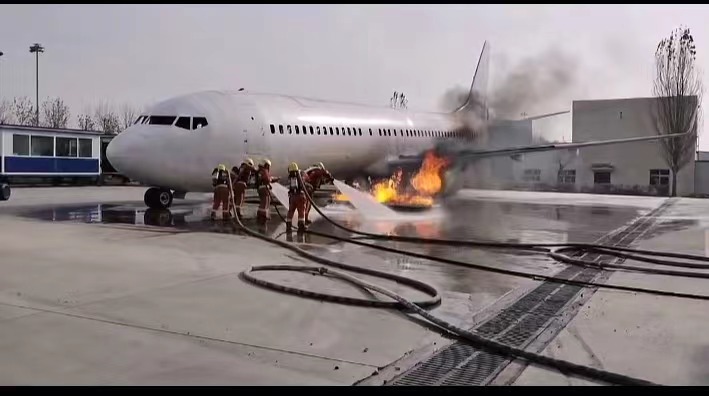 消防灭火模型飞机提高消防灭火训练效率-启东珍新