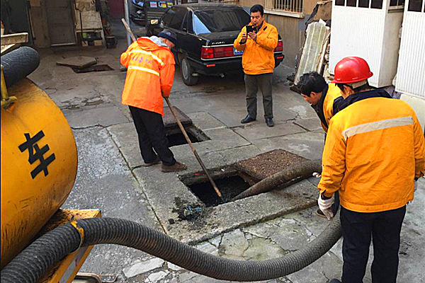 锡山区东北塘街道专业管道疏通清洗检测，环卫抽粪抽污水